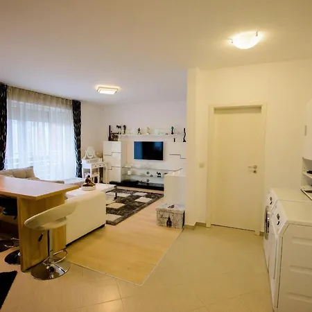 Beatrice Apartments Brasov Exterior photo