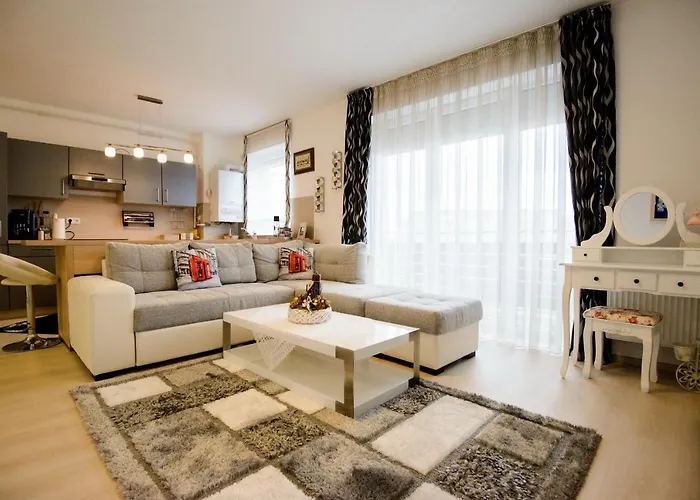 Beatrice Apartments